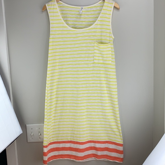 Cable & Gauge Dresses & Skirts - Cable and Guage sleeveless T-shirt dress